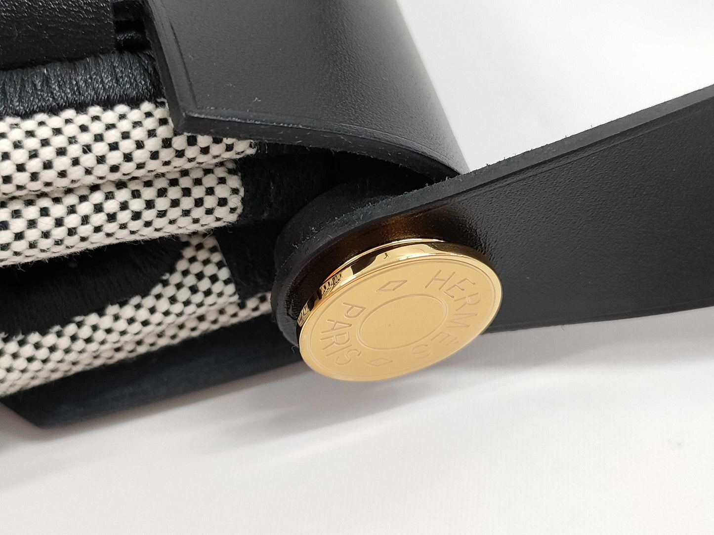HERMES Airbag Zip 20 Mini Shoulder Bag in Ecru/Noir, Black with Gold Hardware and GP K Stamp