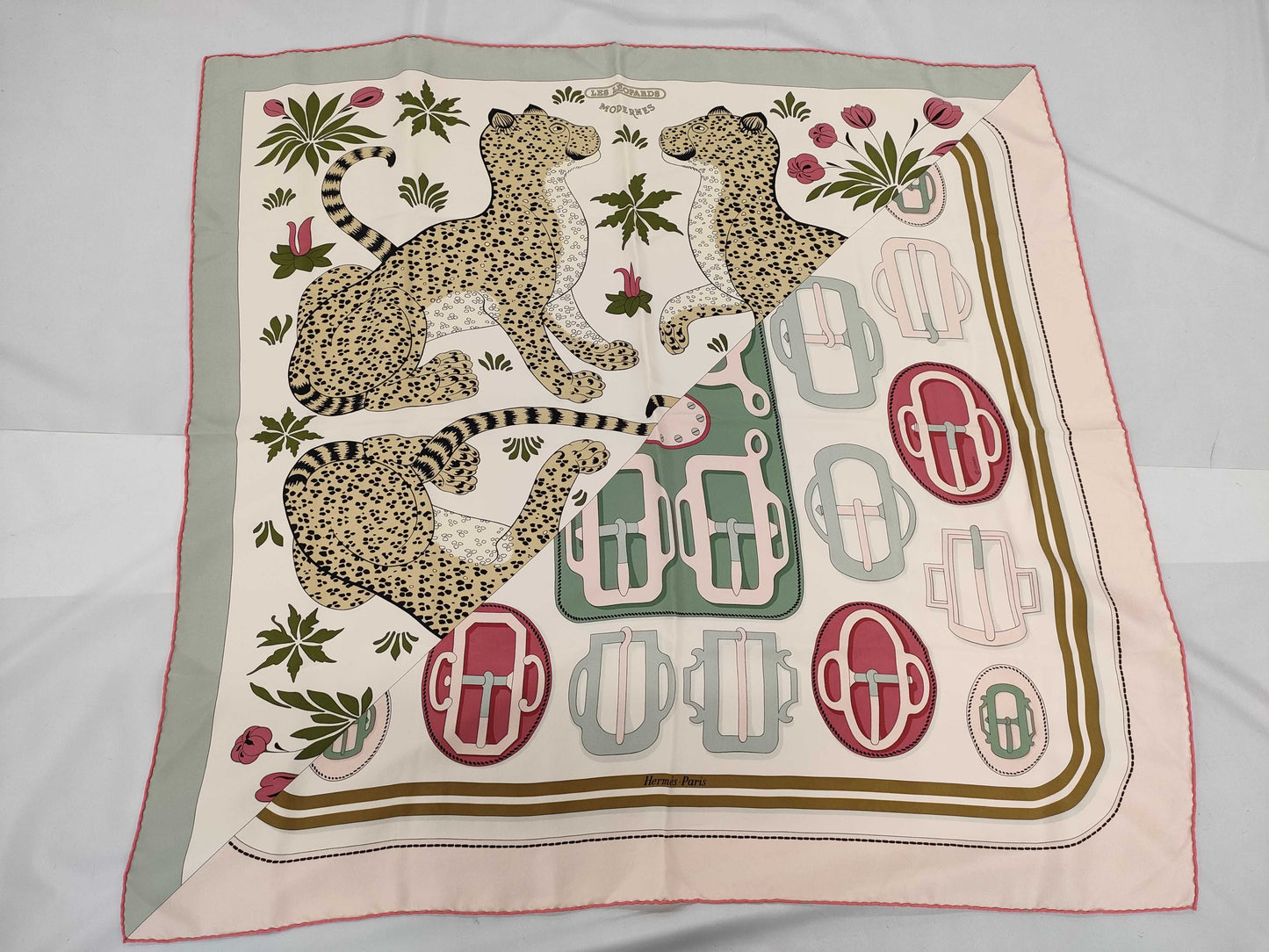 HERMES Carré 90 Modern Leopard Print Silk Scarf