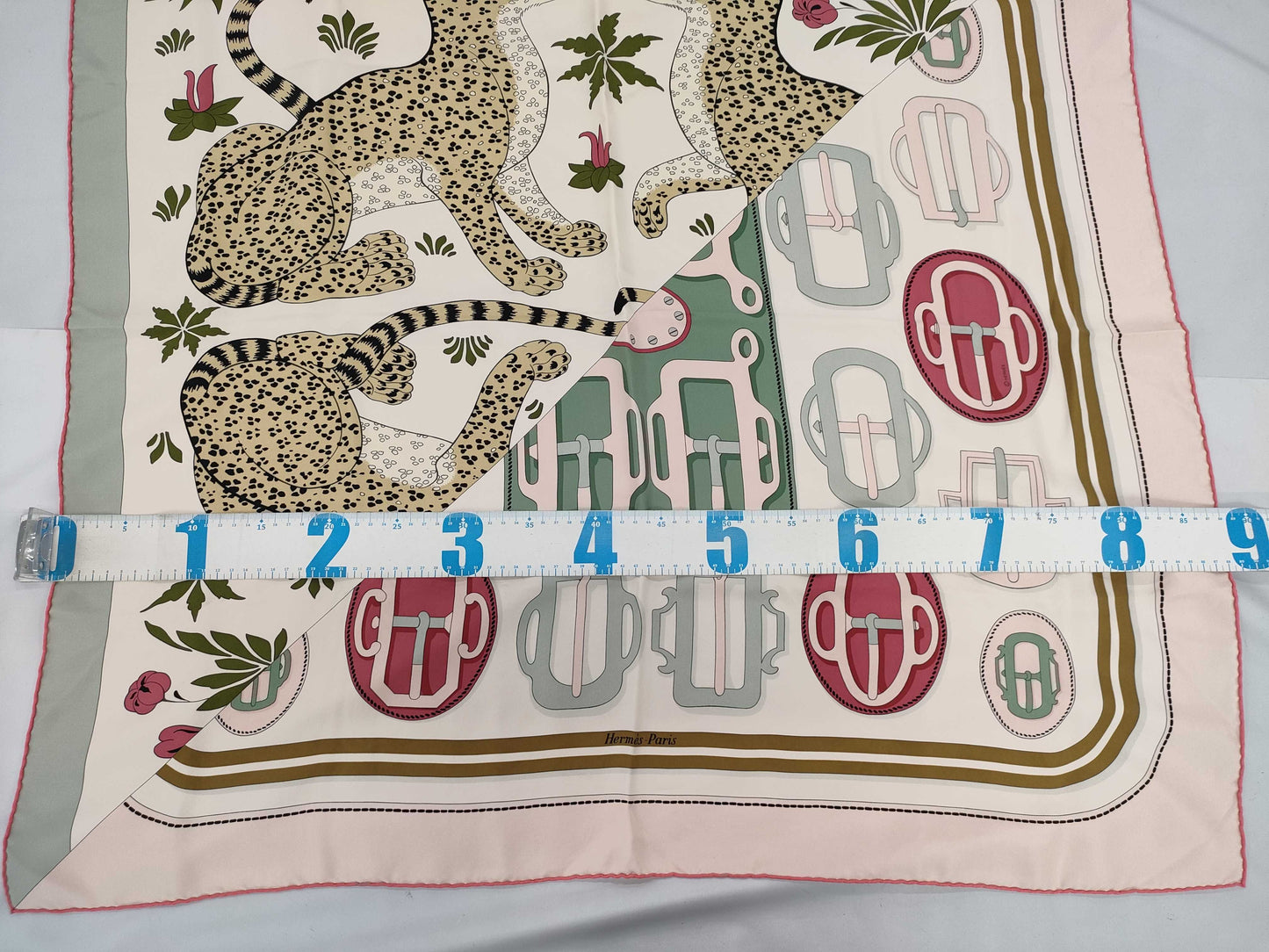 HERMES Carré 90 Modern Leopard Print Silk Scarf