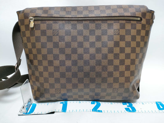 LOUIS VUITTON Damier Shoulder Bag