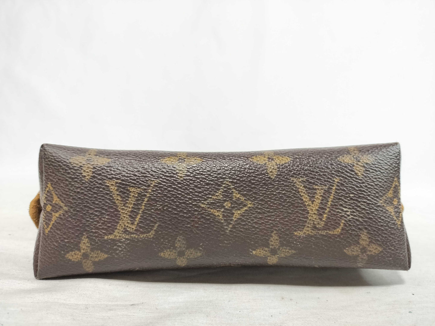 LOUIS VUITTON Monogram Louis Vuitton Pochette Cosmetic Pouch Monogram Pouch