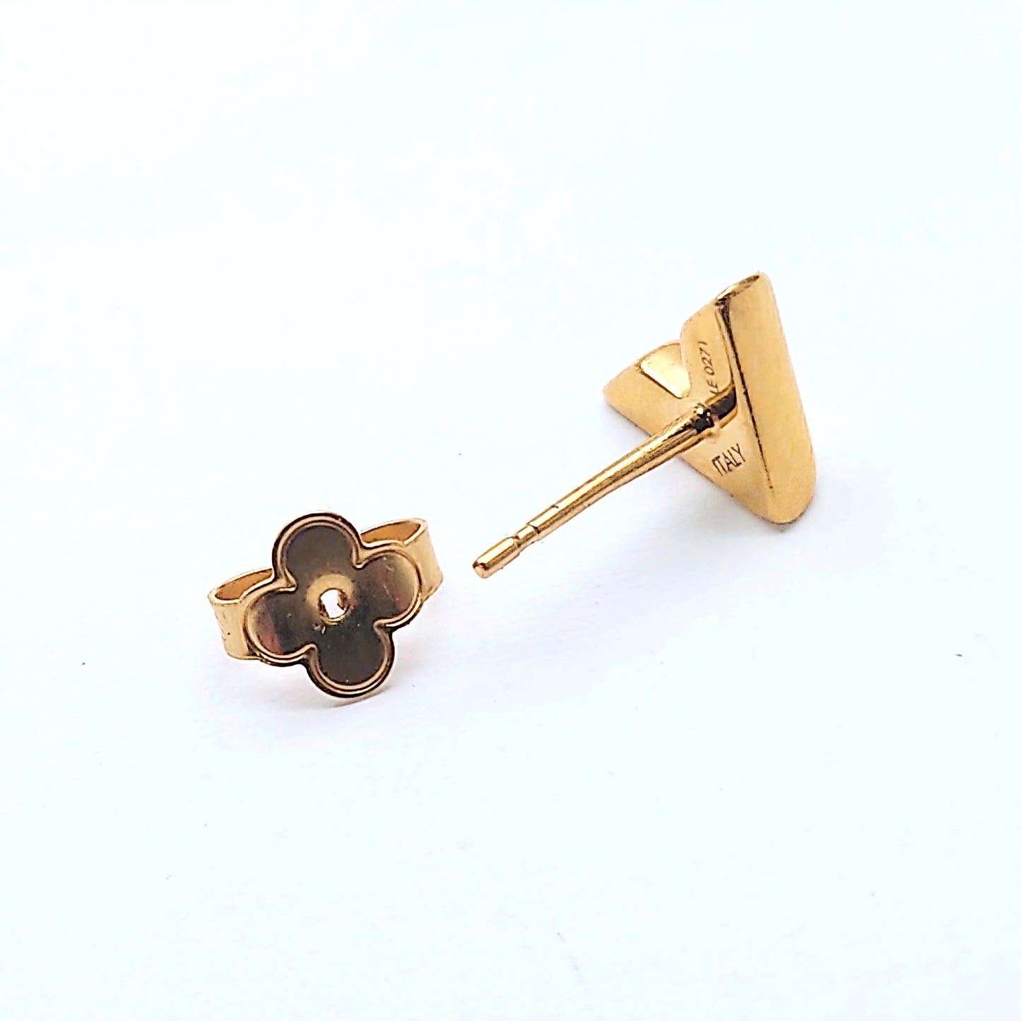 LOUIS VUITTON M68153 Essential V LE0271 Single Earring