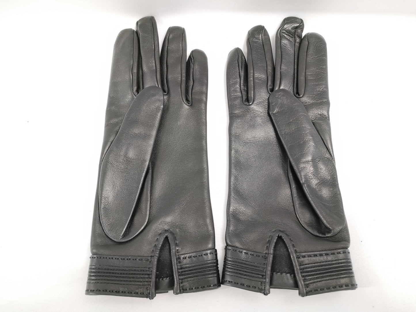 HERMES Leather Gloves and Other Accessories