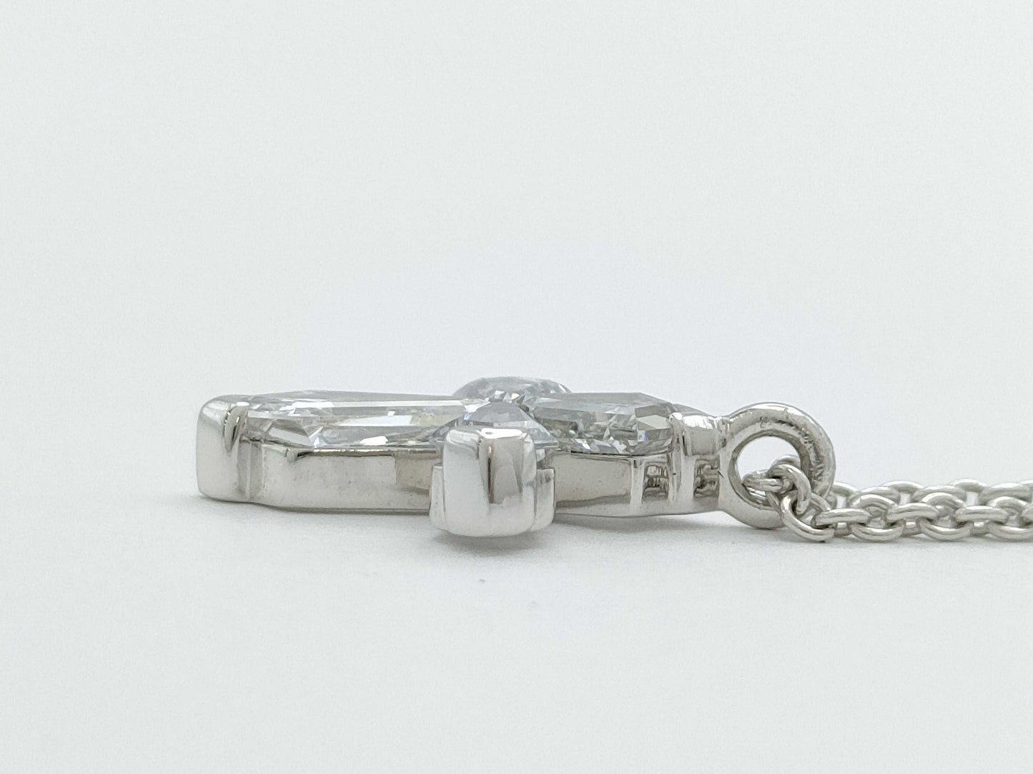 GRAFF Trapezoid Diamond Necklace in WG 750, 3.5g