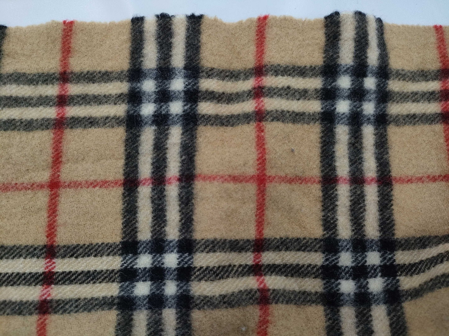 Burberrys 2-piece scarf and stole set