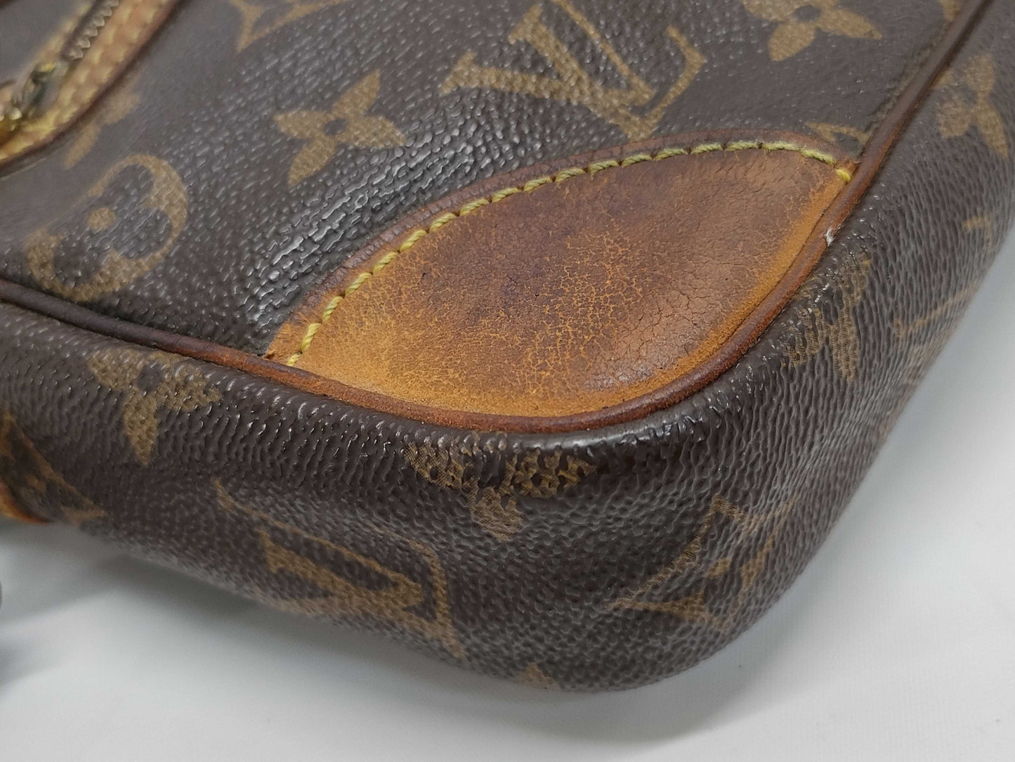 LOUIS VUITTON LV Hand Second Bag