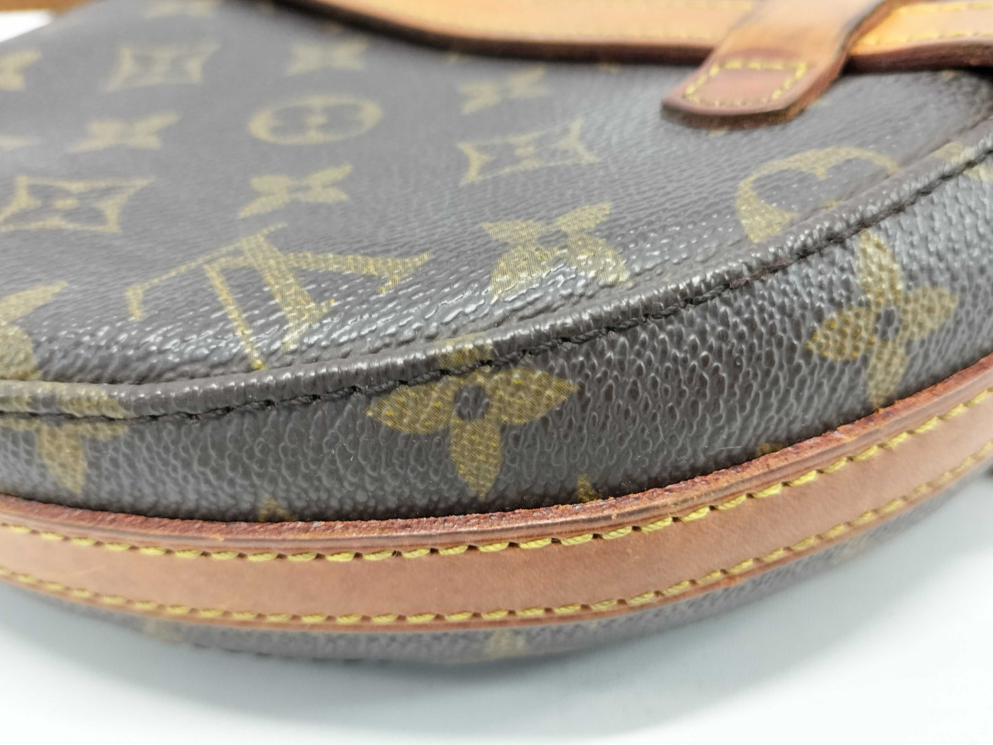 LOUIS VUITTON LV Chantilly Shoulder Bag