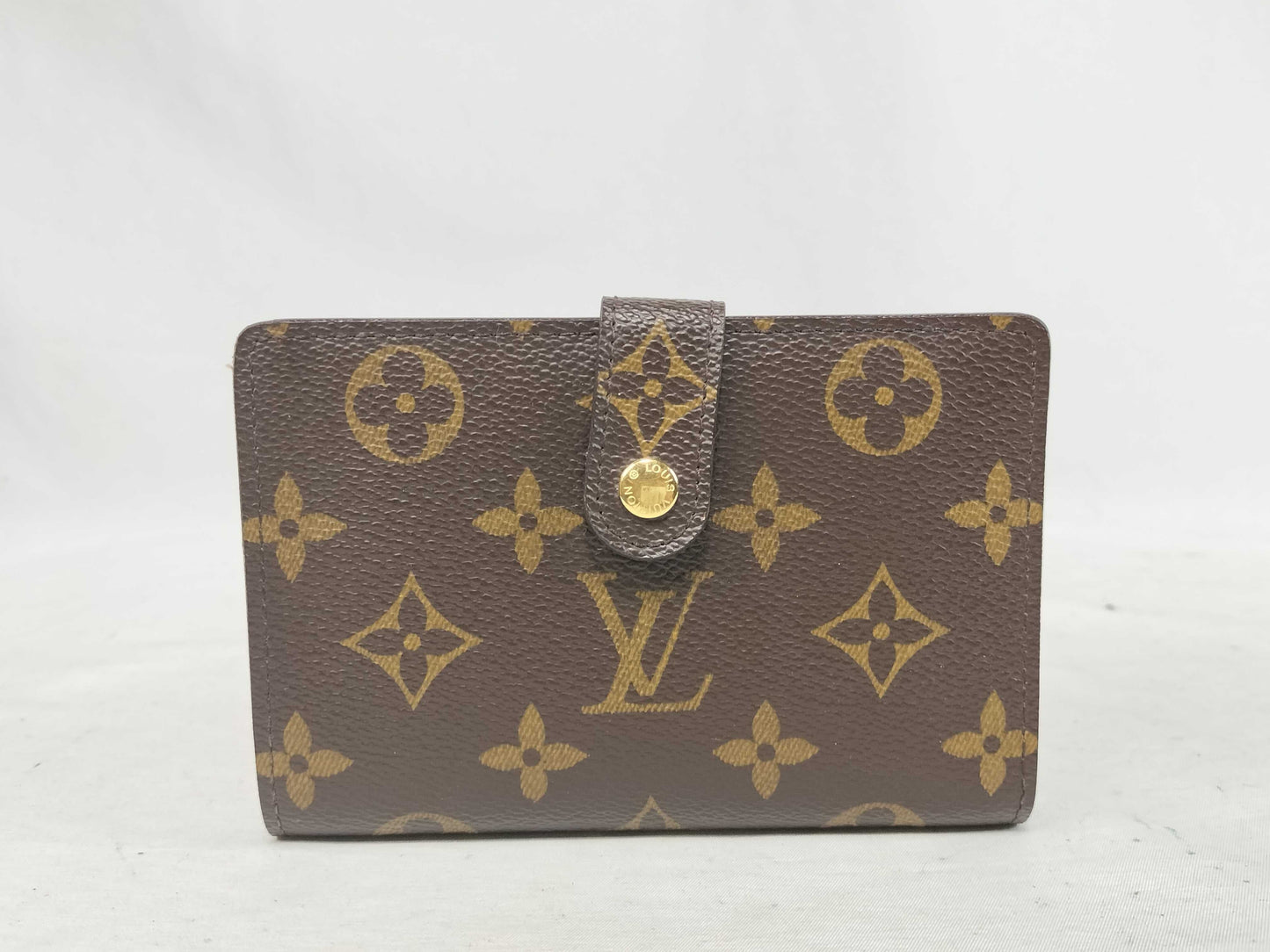 LOUIS VUITTON Monogram Bifold Wallet