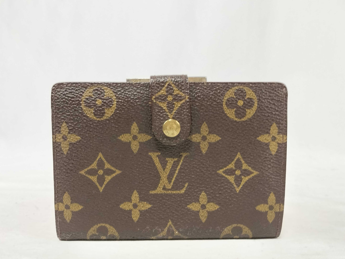 LOUIS VUITTON Monogram Bifold Wallet