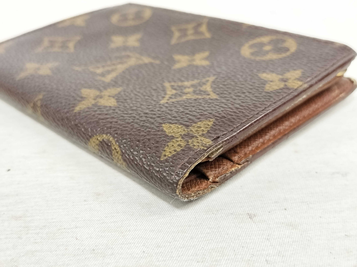 LOUIS VUITTON Monogram Bifold Wallet