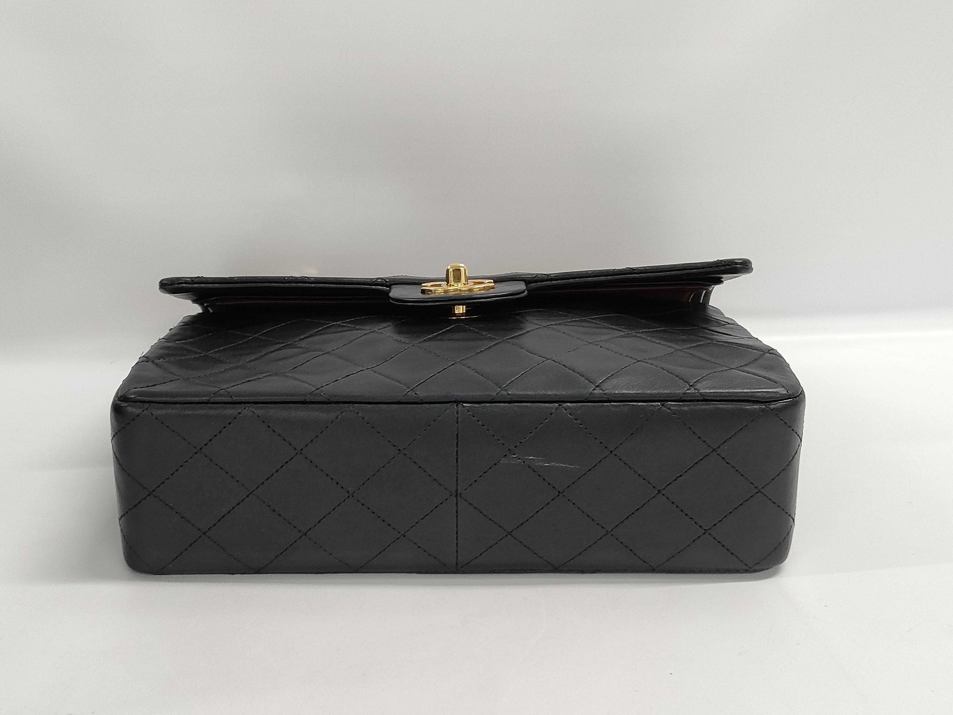 CHANEL Matelasse Lambskin Shoulder Bag