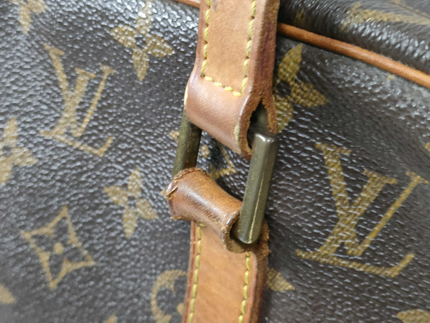 LOUIS VUITTON Monogram Cite GM Shoulder Bag
