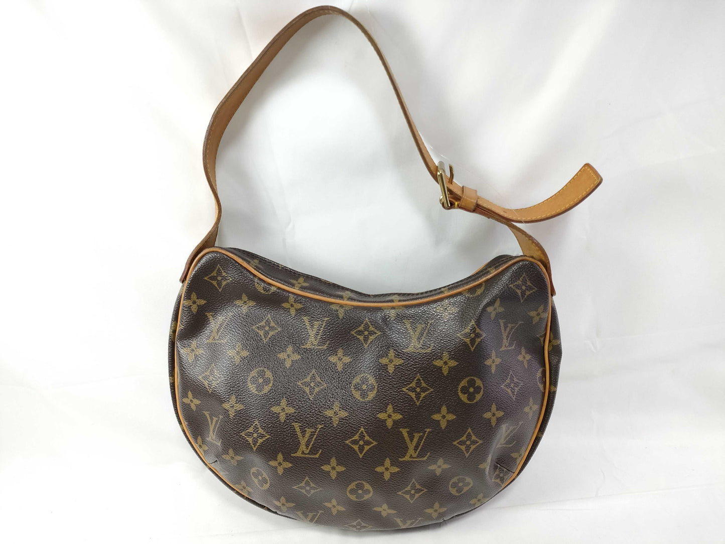 LOUIS VUITTON Monogram Croissant MM Shoulder Bag