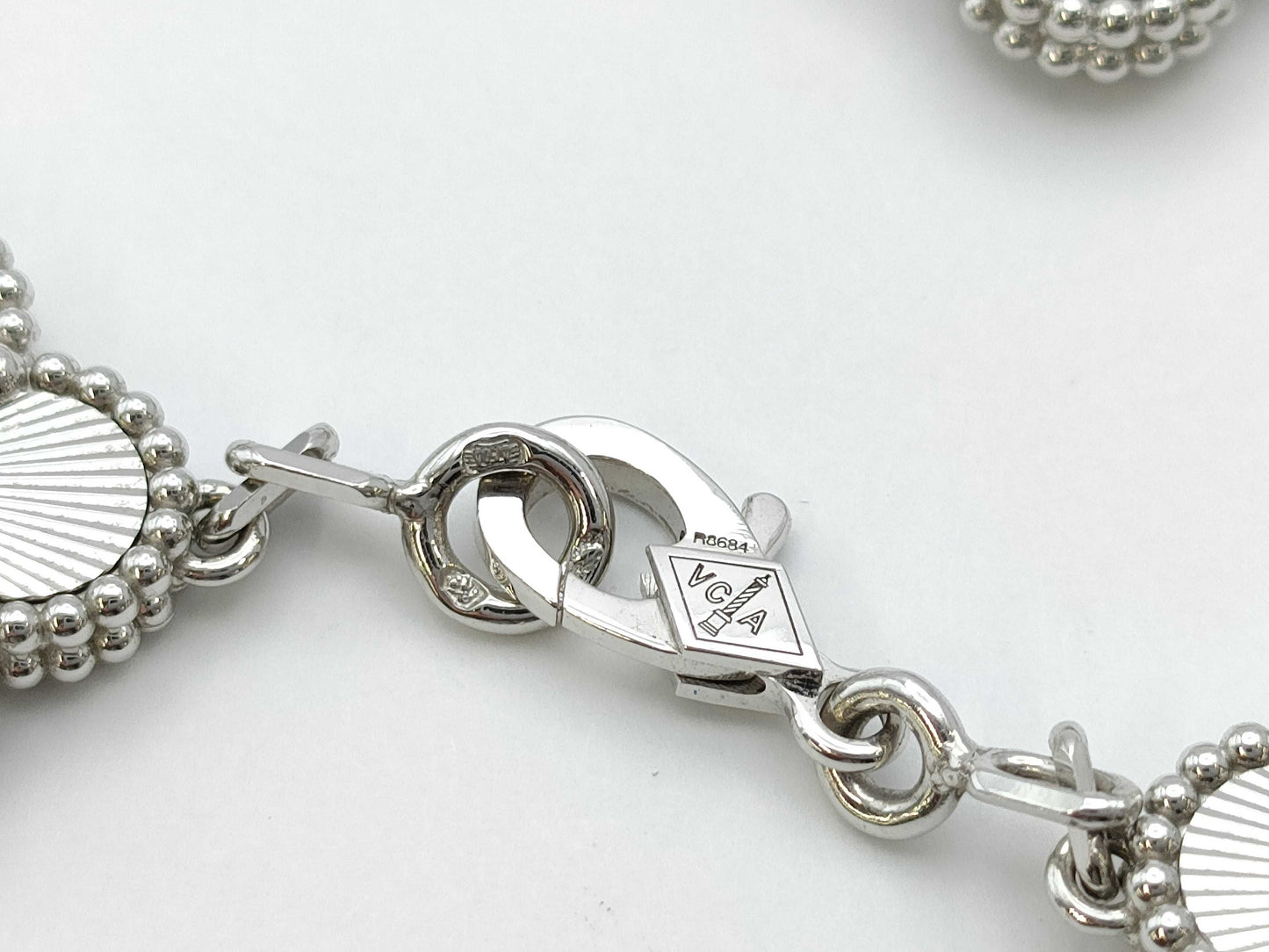 Van Cleef & Arpels Vintage Alhambra 5-Piece Guilloched WG Au750 18.5g Bracelet/Bangle