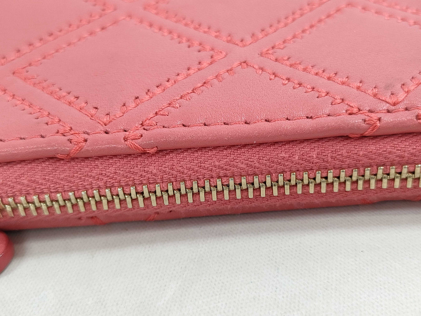 CHANEL Mini Pouch Leather Pink Pouch