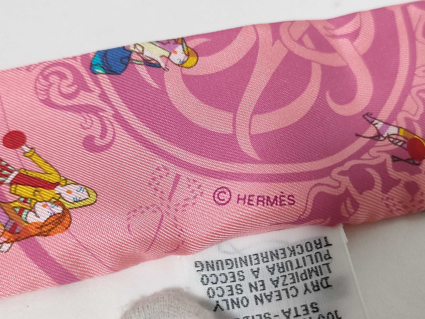 HERMES Twilly Ex-Libris Parisienne 100% Silk Scarf Pink/Multicolor