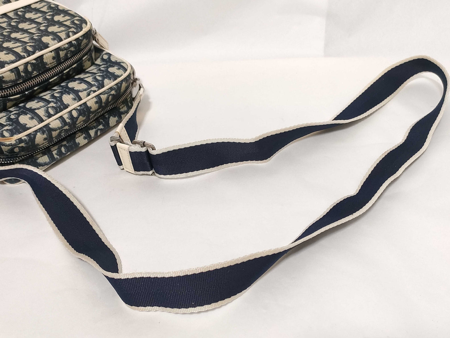 Dior Trotter Christian Dior Shoulder Bag PVC/Enamel Navy/White Shoulder Bag