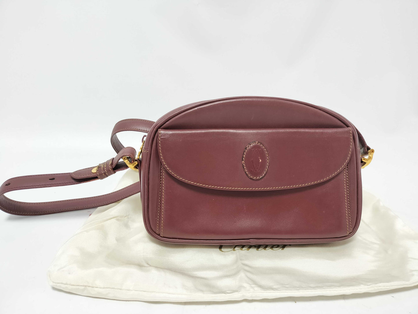 Cartier Must de Cartier Shoulder Bag Bordeaux Shoulder Bag