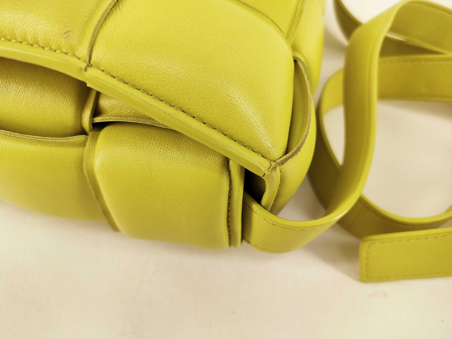 BOTTEGA VENETA Intrecciato Padded Cassette Shoulder Bag, Intrecciato Clutch Bag, Green Shoulder Bag