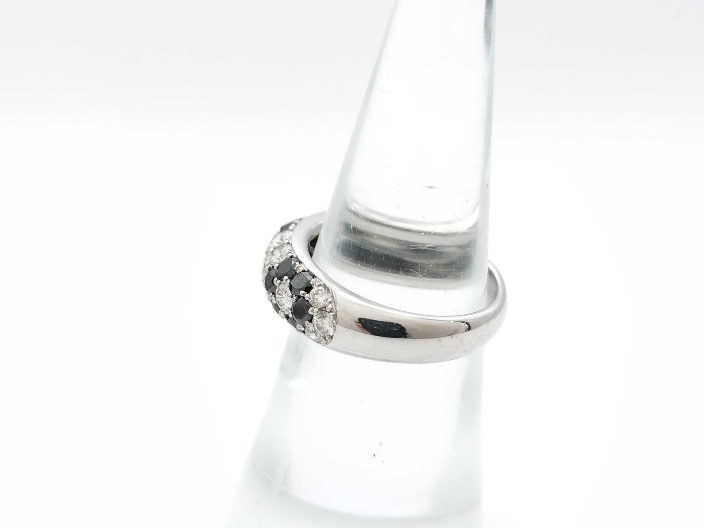 Diamond Black Diamond K18WG 6.0g Ring