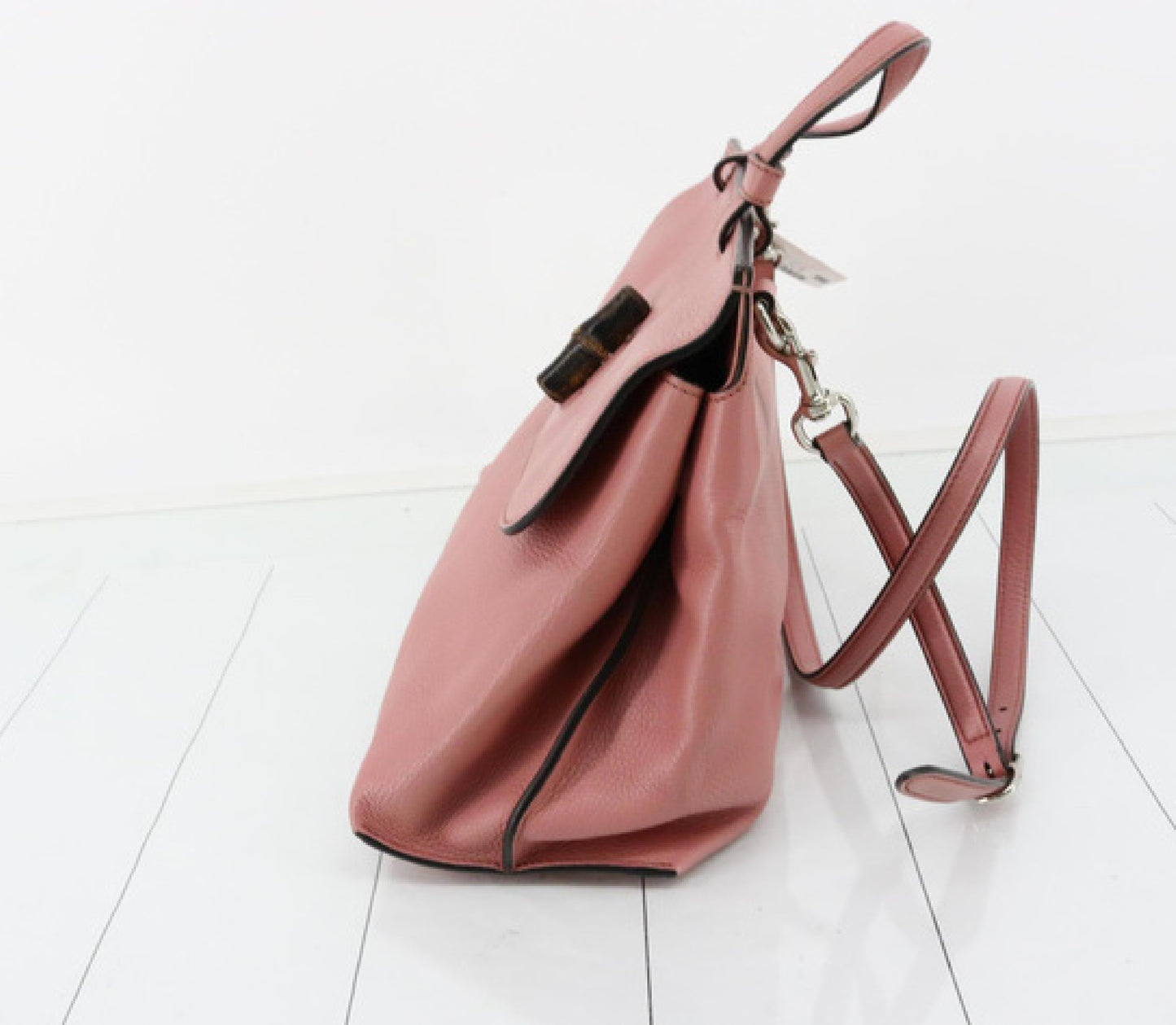 GUCCI Bamboo Turnlock Shoulder Bag with Strap 392013