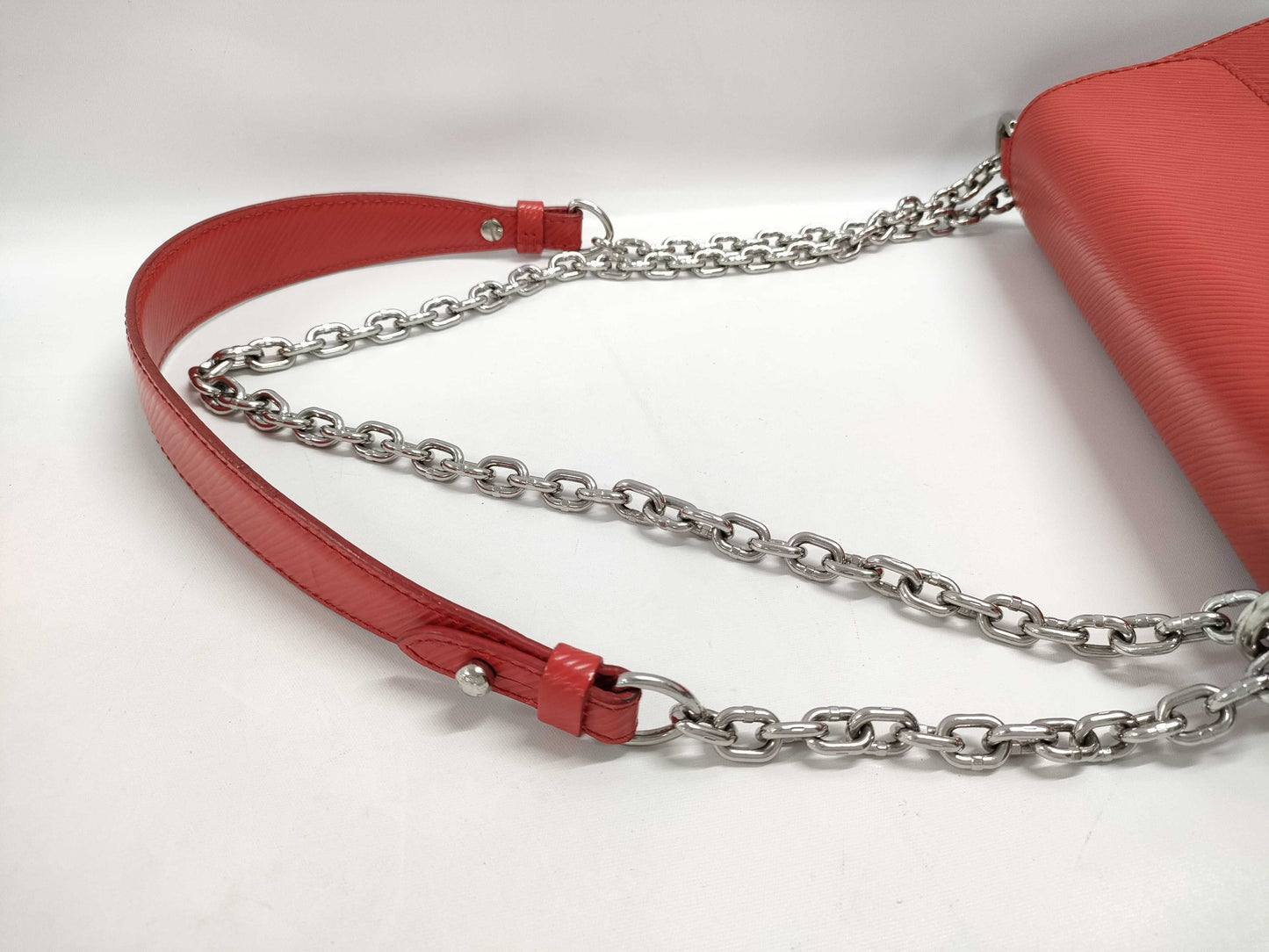 LOUIS VUITTON Epi Twist MM Red Shoulder Bag