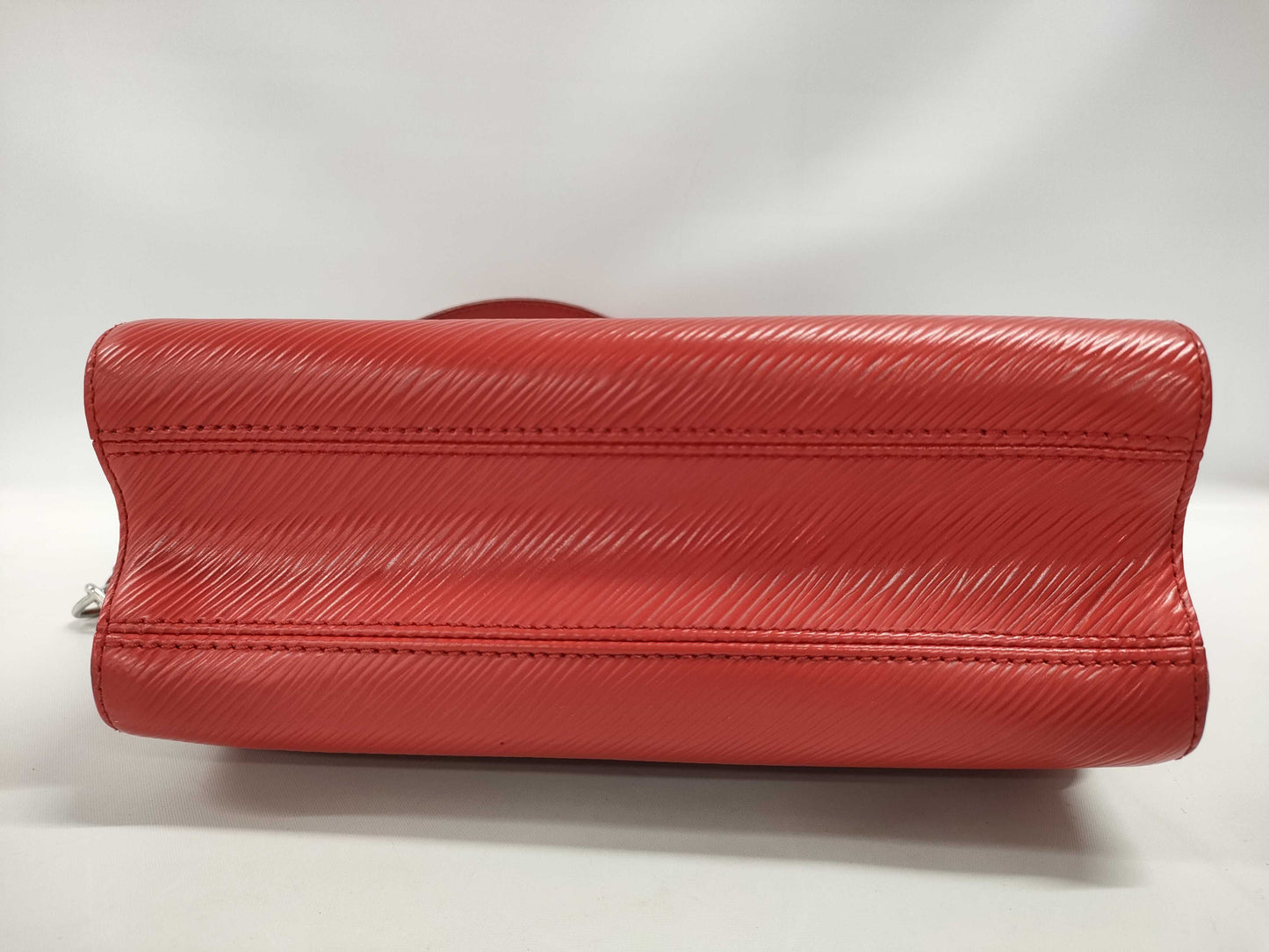 LOUIS VUITTON Epi Twist MM Red Shoulder Bag