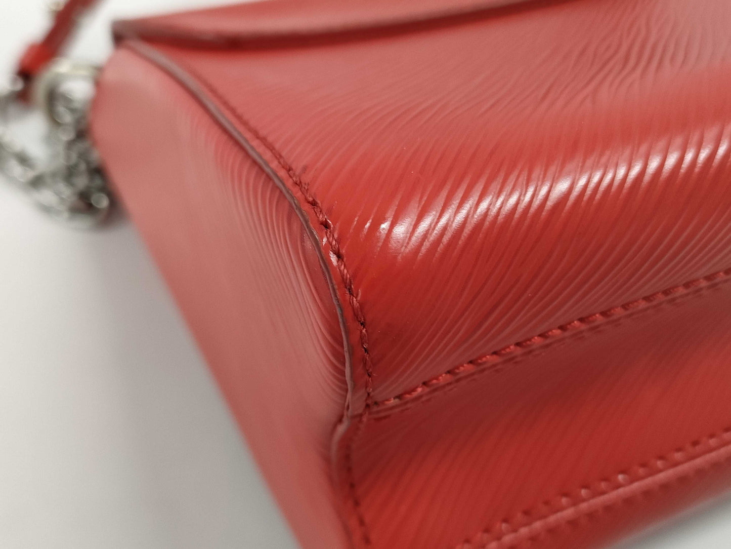 LOUIS VUITTON Epi Twist MM Red Shoulder Bag