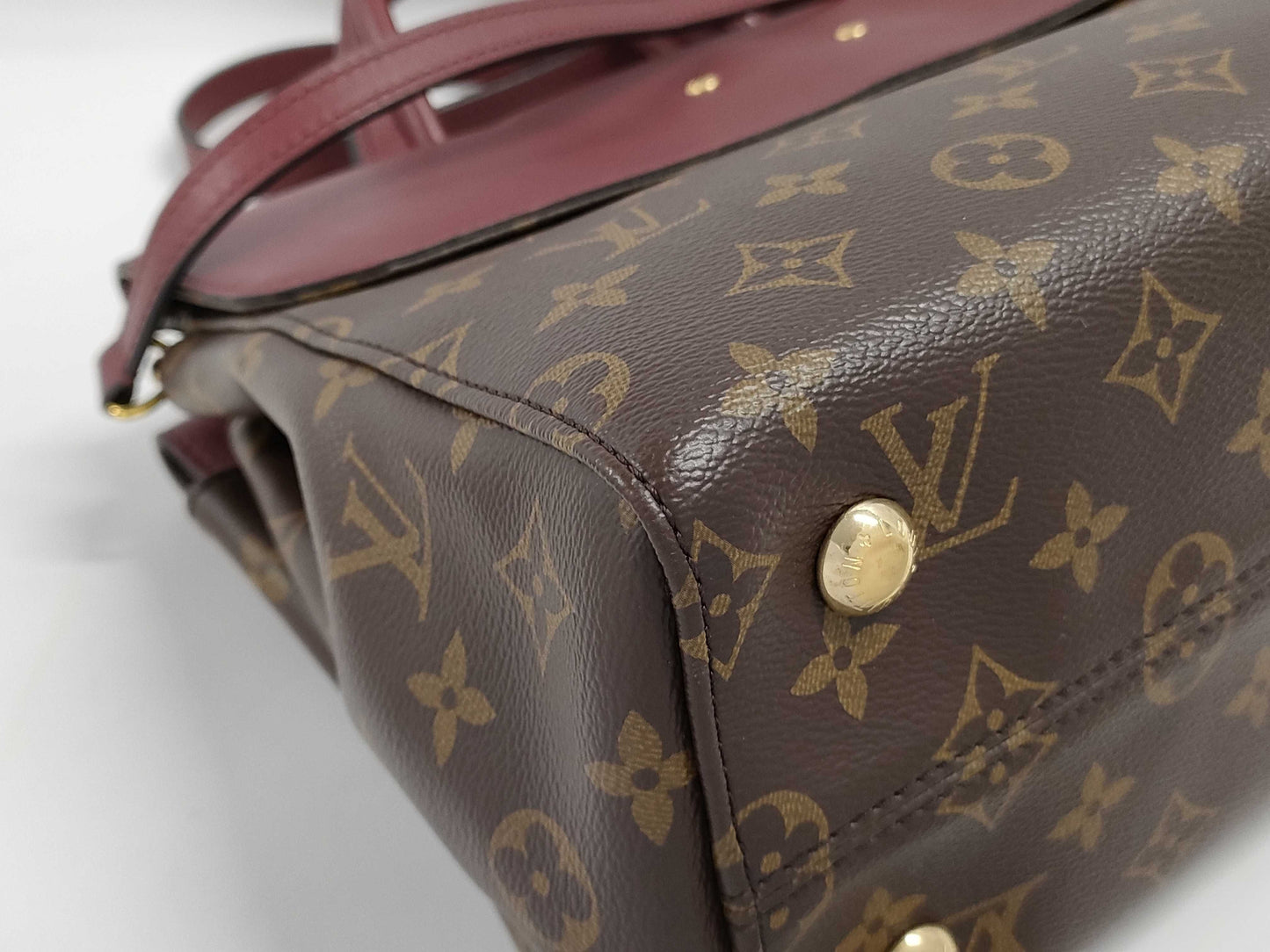 LOUIS VUITTON Louis Vuitton Monogram Venus M42413 Bag