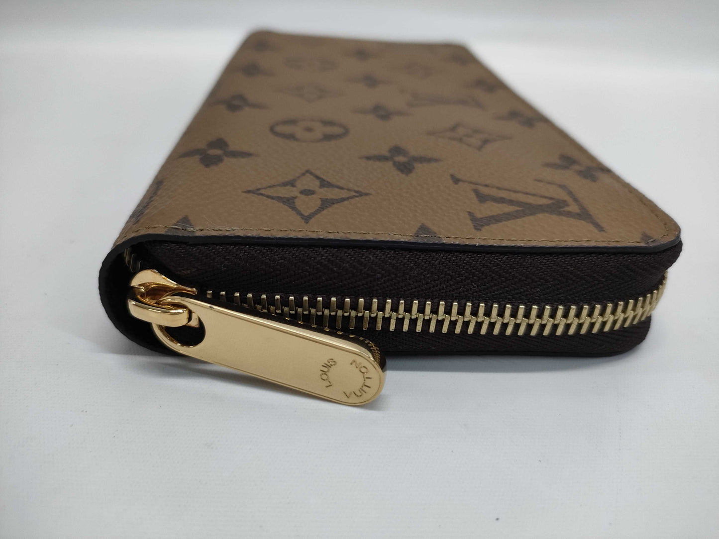 LOUIS VUITTON Monogram Two-Tone Zippy Wallet with IC Chip and Dust Bag, M82444