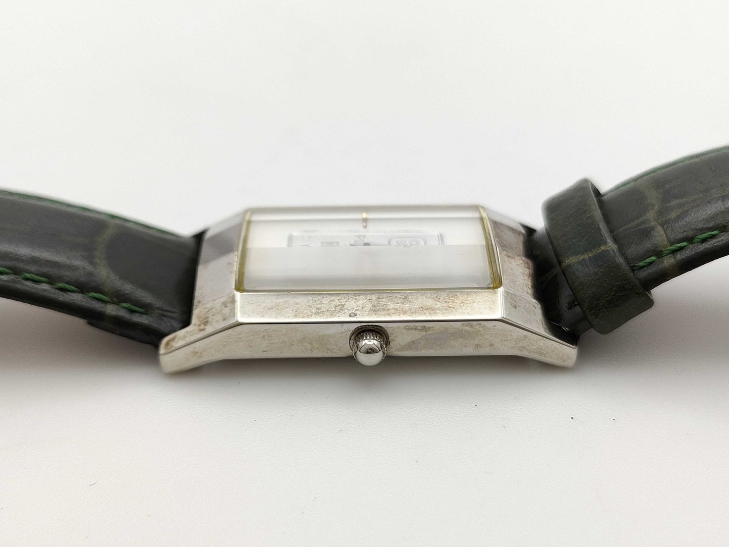 Quartz women's watch