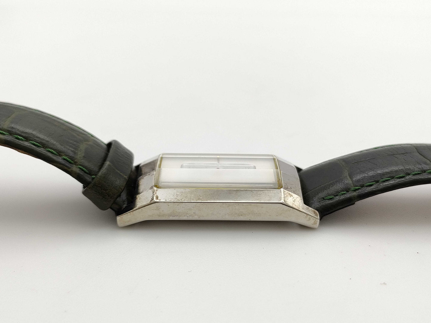 Quartz women's watch