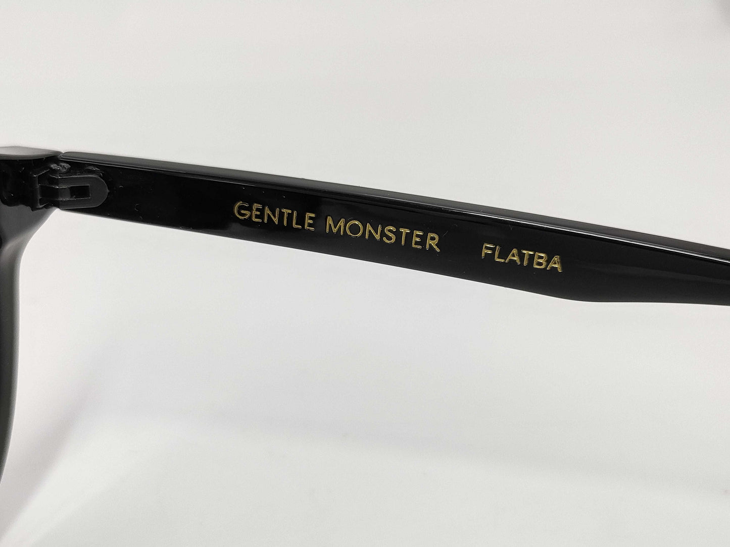 GENTLE MONSTER Gentle Monster Sunglasses Black Sunglasses/Eyeglasses