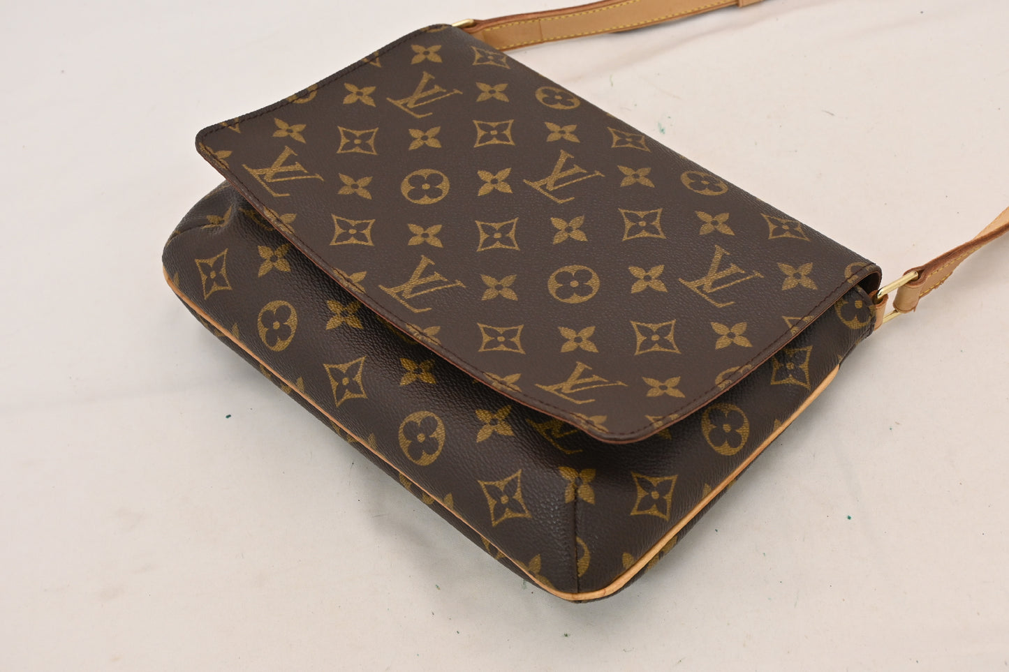 LOUIS VUITTON Monogram LOUIS VUITTON Monogram M51388 Musette Tango Shoulder Bag