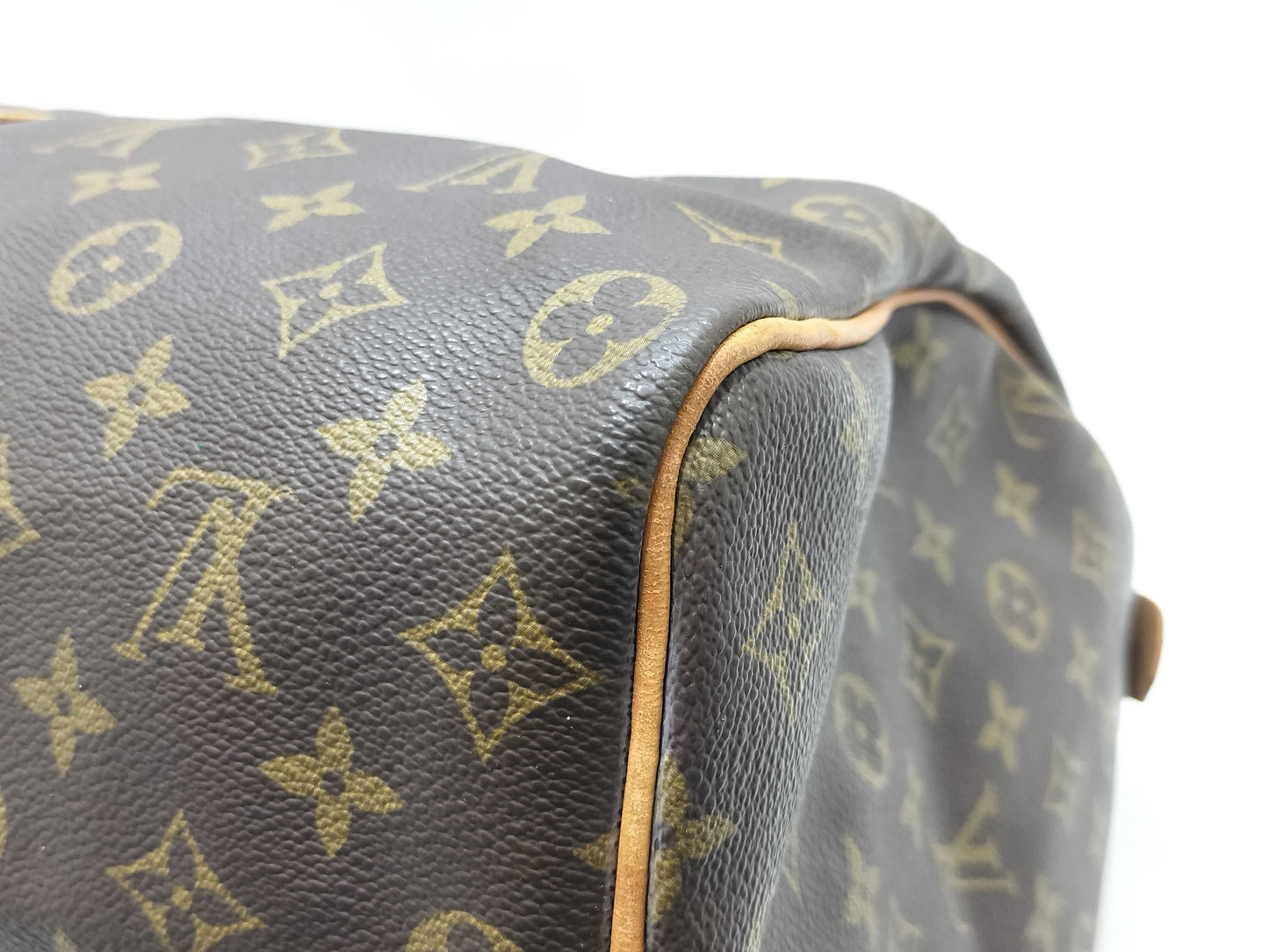 LOUIS VUITTON Monogram LV Keepall Boston Bag