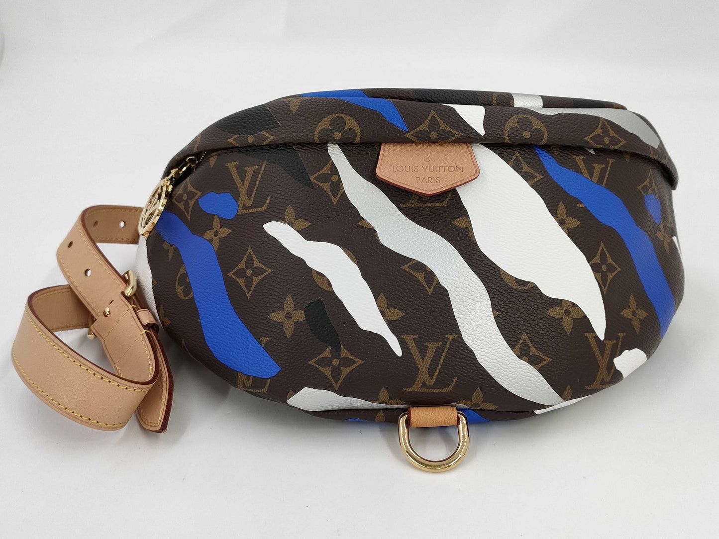 LOUIS VUITTON LV Bum Bag Leak of Legend TJ4199 Waist Bag