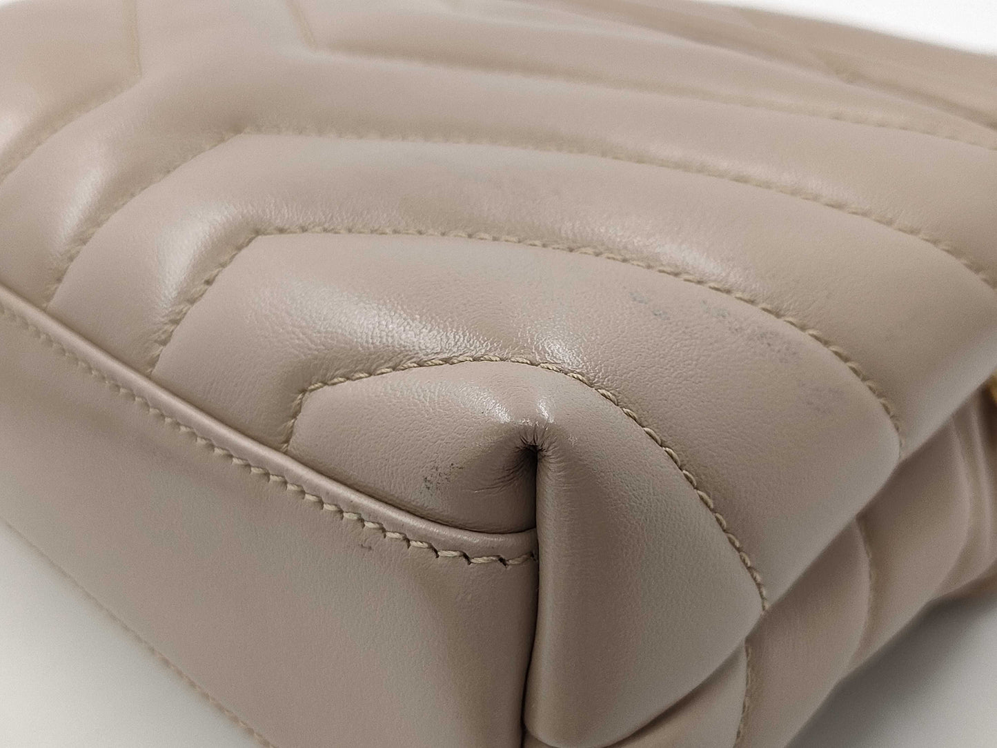 Yves Saint Laurent Lulu Beige Shoulder Bag