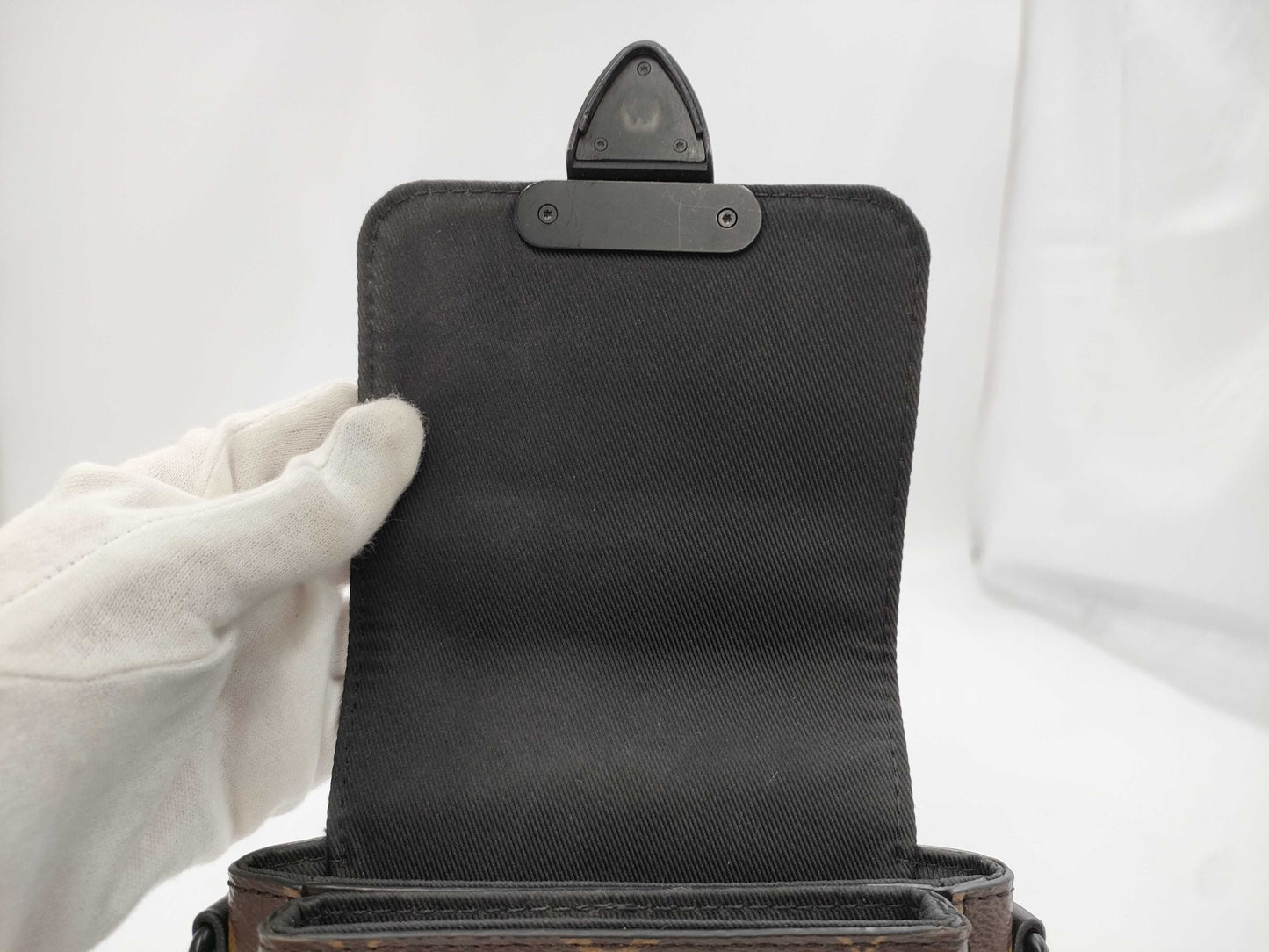 LOUIS VUITTON Monogram Macassar LV S-Rock Vertical Wearable Wallet RFID Monogram Macassar Shoulder Bag