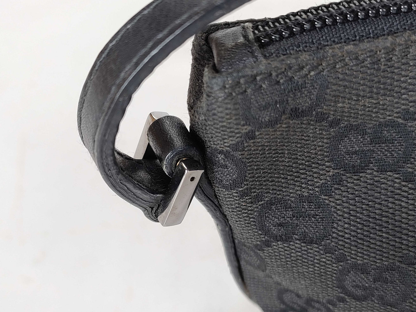 GUCCI GG Canvas Black 07198 Accessory Pouch