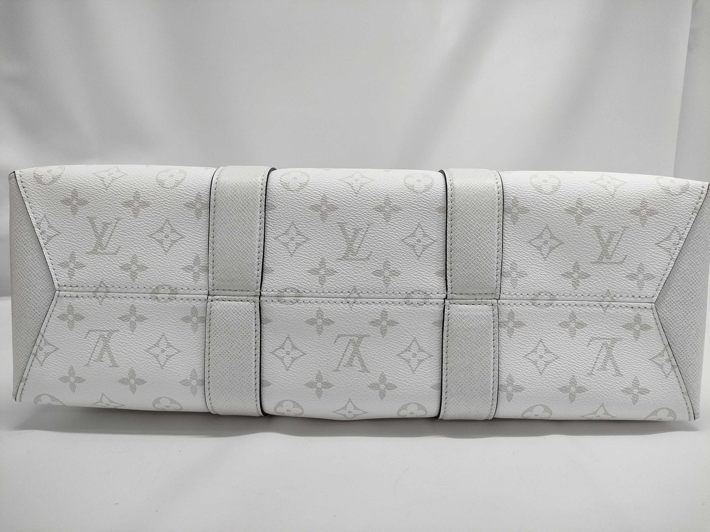 LOUIS VUITTON Louis Vuitton Monogram Eclipse Weekend Tote NM Tote Bag