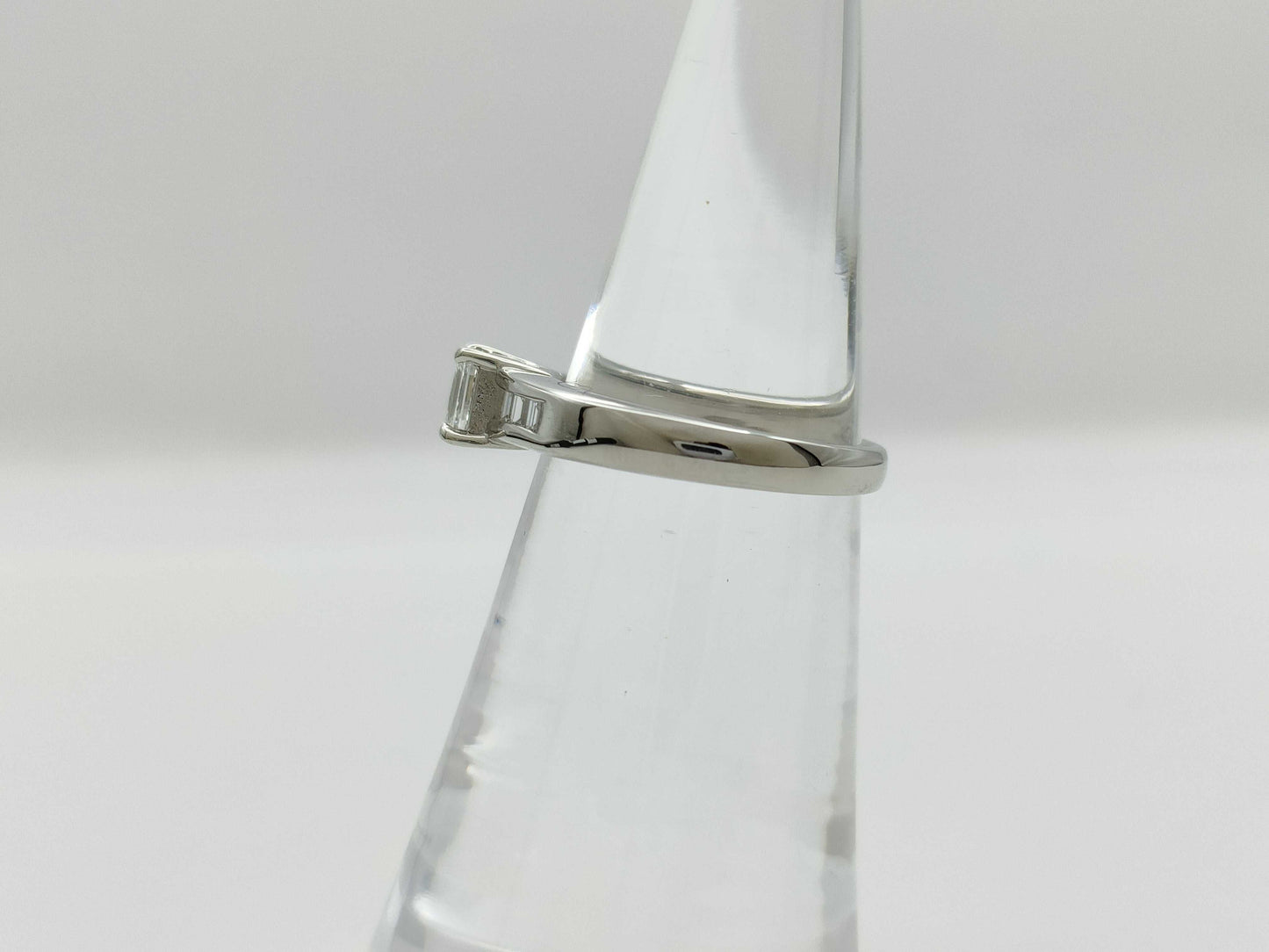 D0.52ct FD0.22ct PT900 4.7g Ring