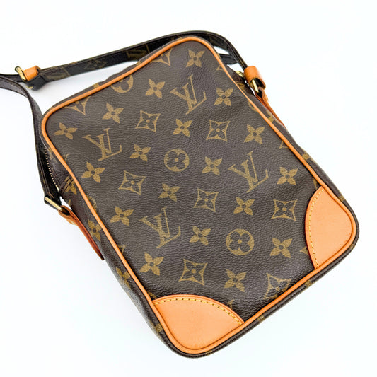 LOUIS VUITTON Monogram M45236 Amazon Shoulder Bag