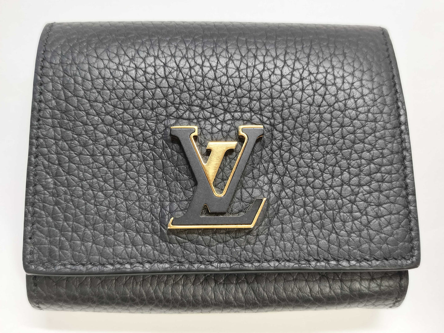 LOUIS VUITTON Capucines Tiny M12149 Wallet