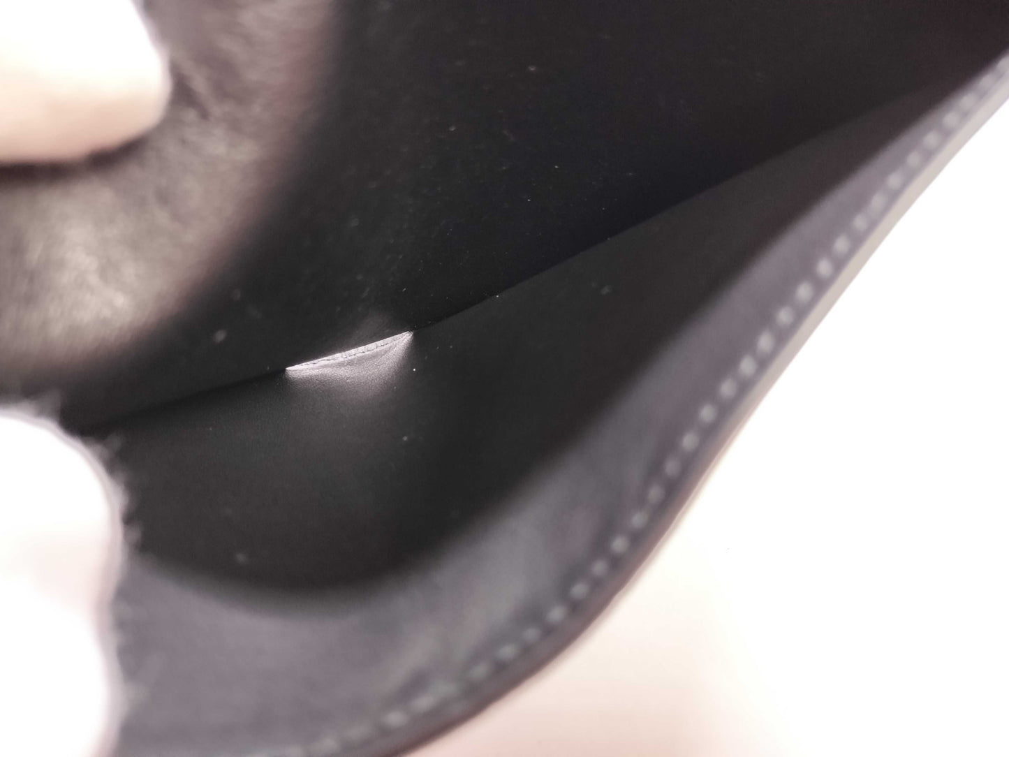 LOUIS VUITTON Capucines Tiny M12149 Wallet