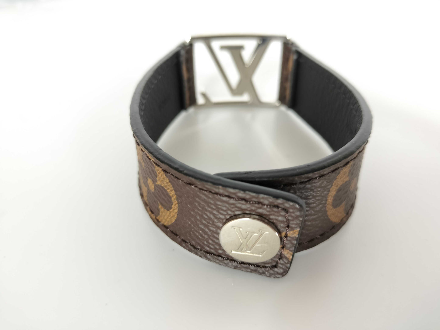 LOUIS VUITTON Monogram Hockenheim Bracelet M6141 Bracelet/Bangle