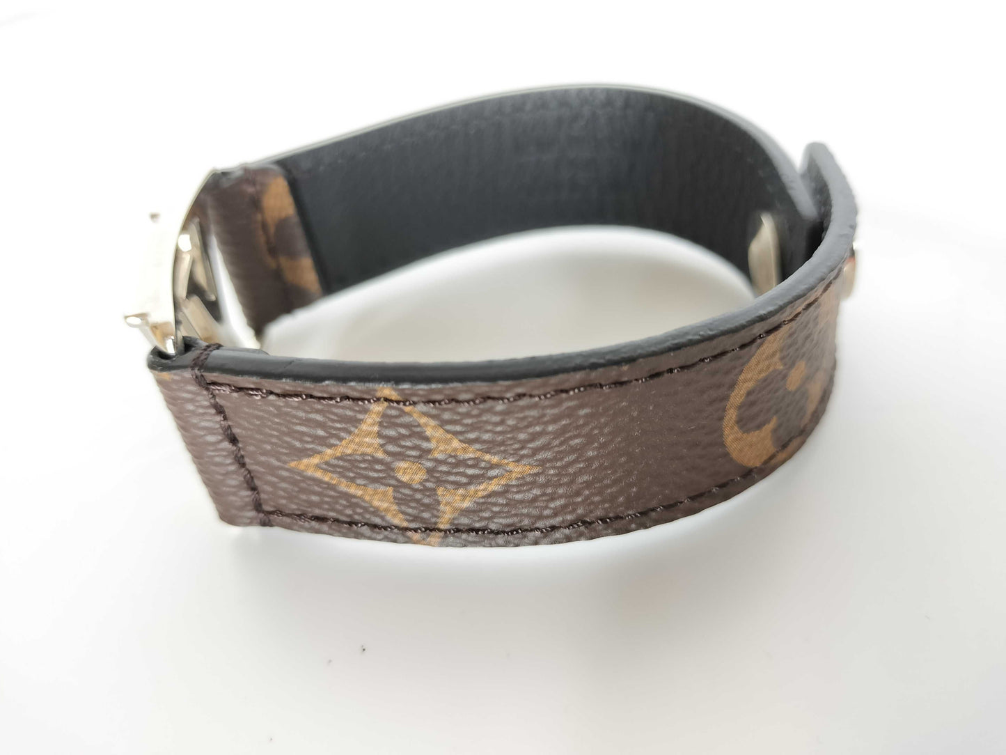 LOUIS VUITTON Monogram Hockenheim Bracelet M6141 Bracelet/Bangle