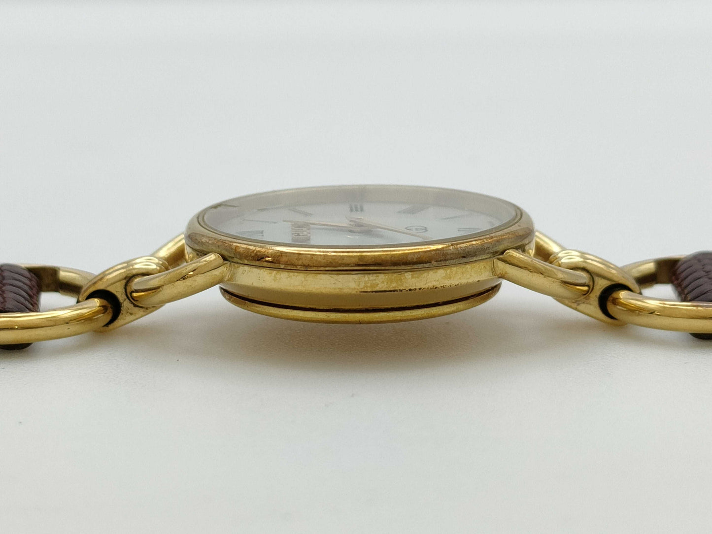 GUCCI 6000L 104-184 Quartz Women's Watch
