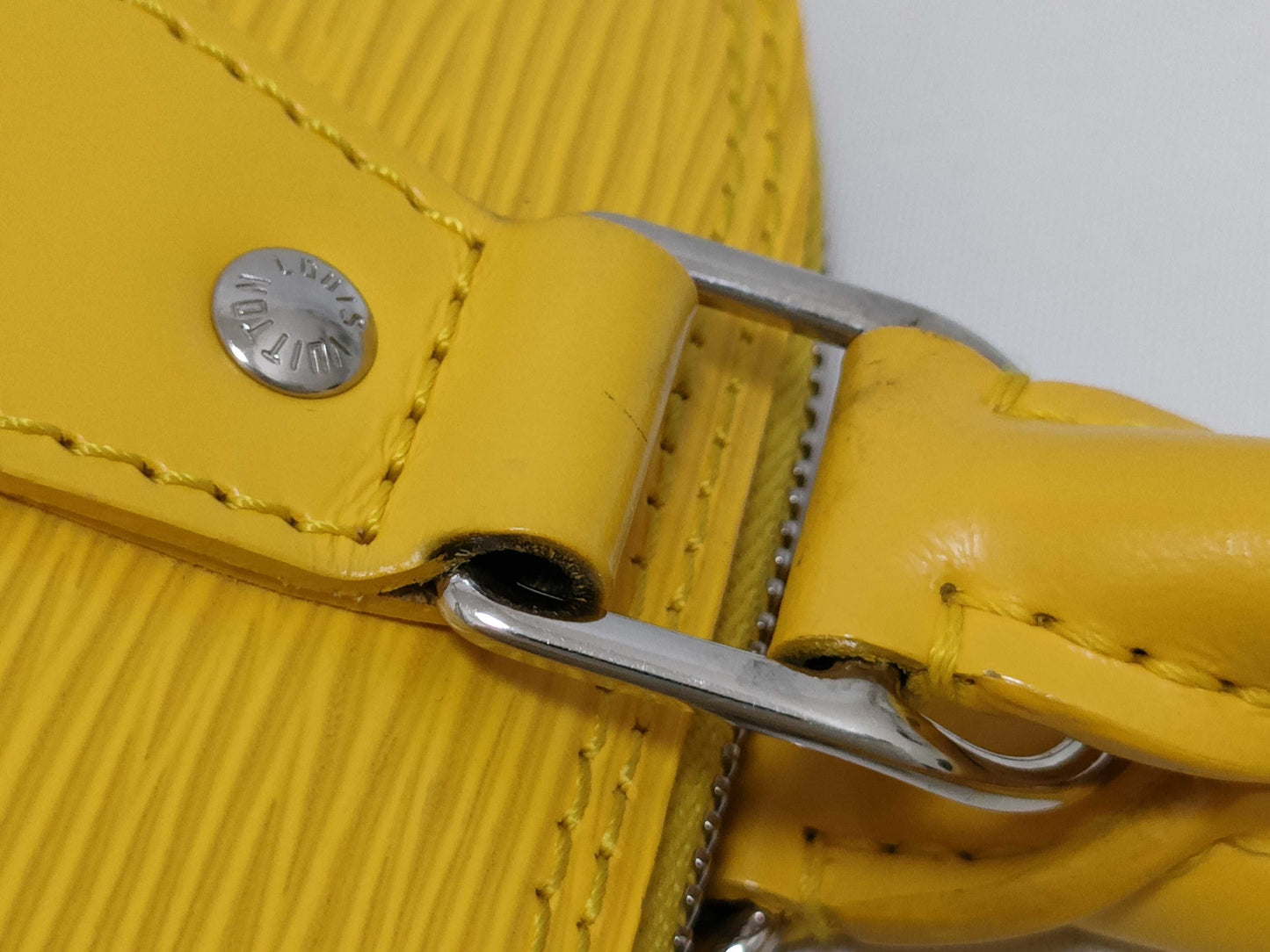 LOUIS VUITTON Epi Alma Yellow M40951 Handbag