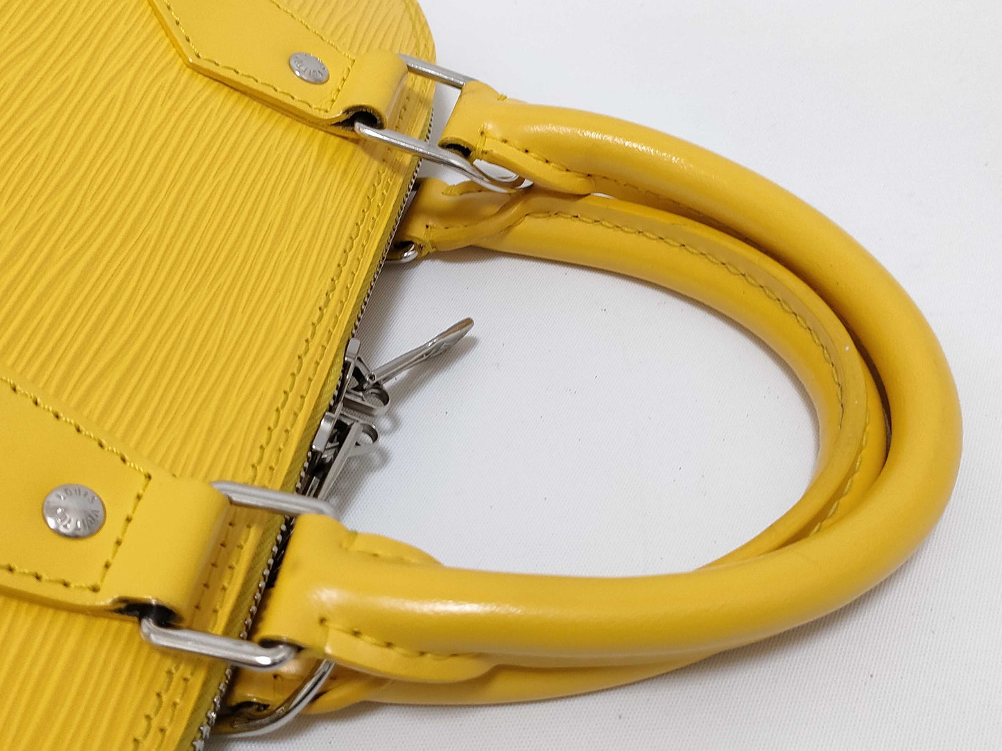 LOUIS VUITTON Epi Alma Yellow M40951 Handbag