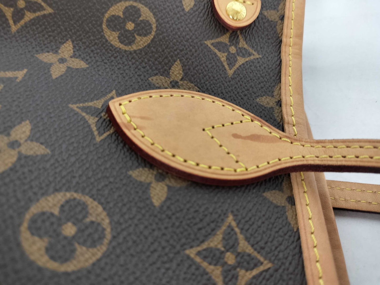 LOUIS VUITTON Monogram Neverfull PM Handbag